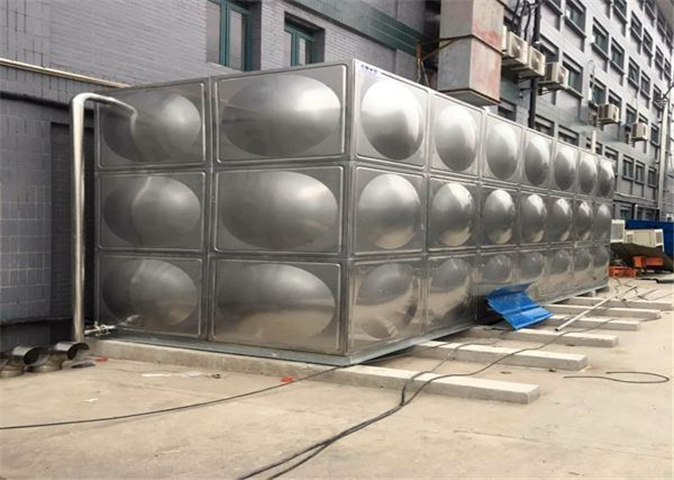 Customized water tank, stainless steel double-layer insulation, welded combination, square and circular water storage tank