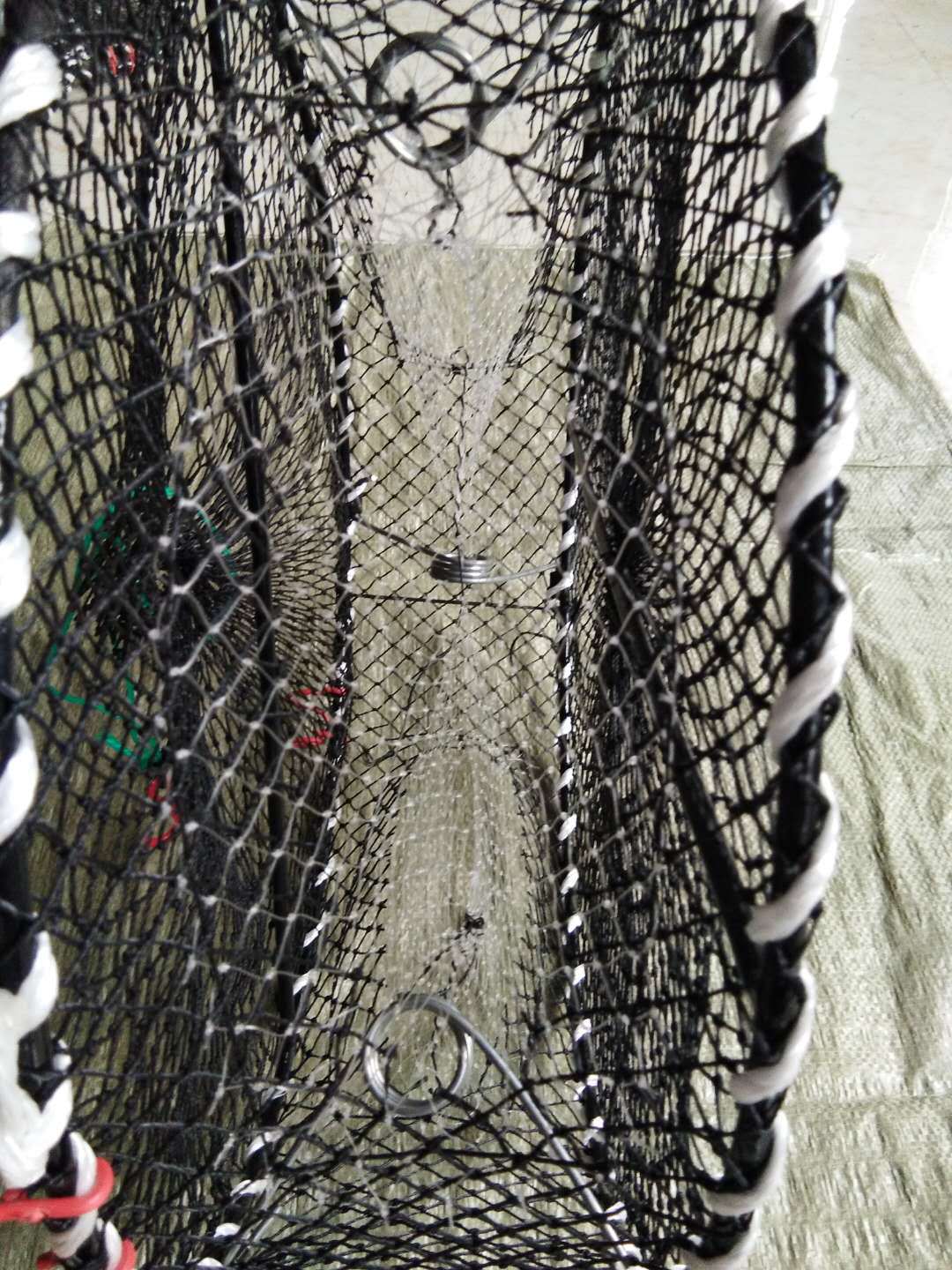 批发直径60折叠圆螃蟹笼捕鱼笼龙虾笼蟹网海用蟹子笼厂家生产