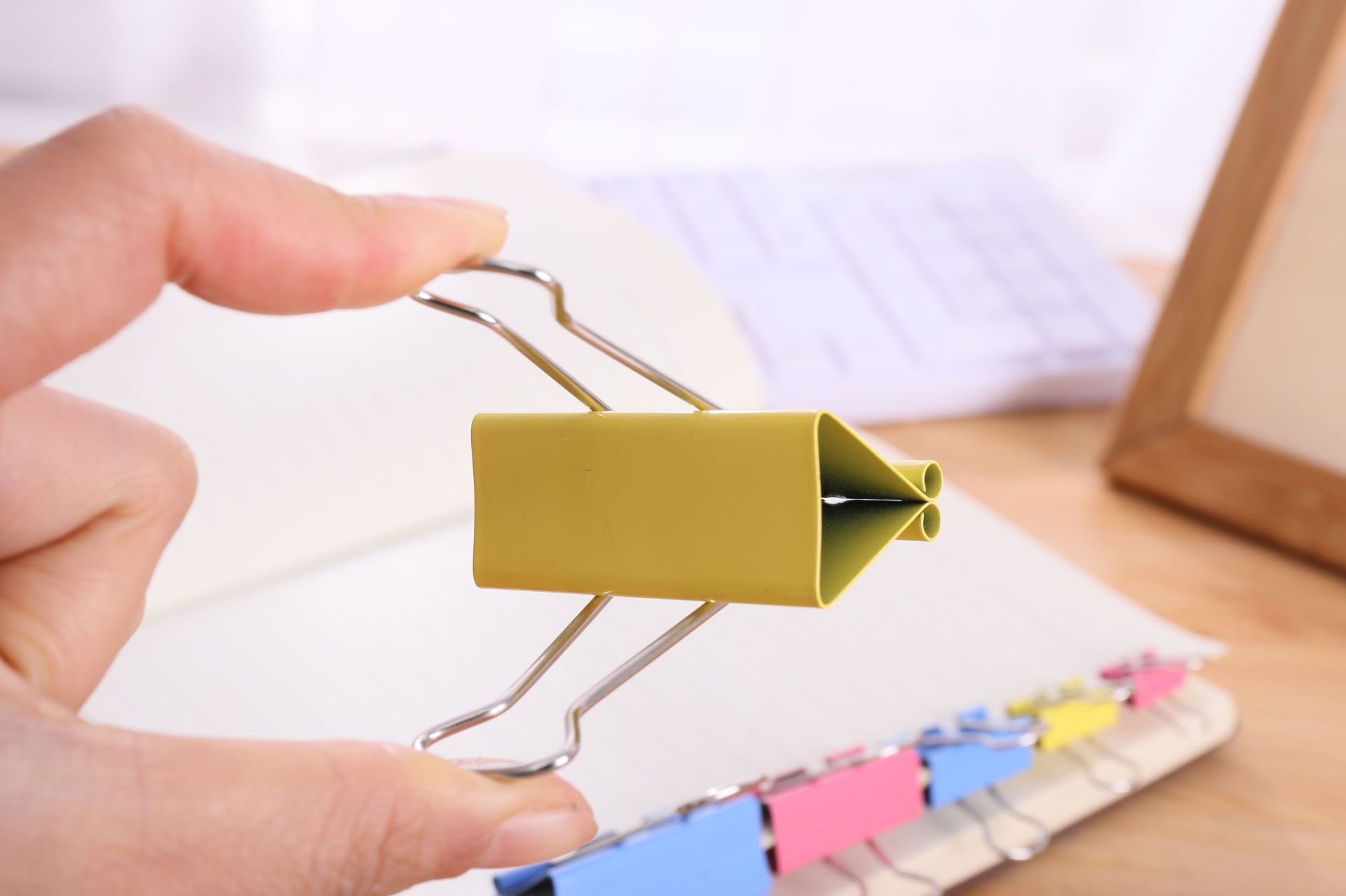 办公用品长尾夹彩色15mm盒装金属燕尾夹文件夹小夹子票夹文具