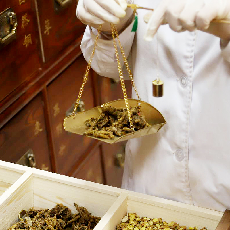 纯铜中药秤 中草药戥子秤盘秤配称药老式手提杆秤手工中药克铜称 产品关键词:老式盘秤;老式盘秤哪里买便宜;秤中草药;提杆秤