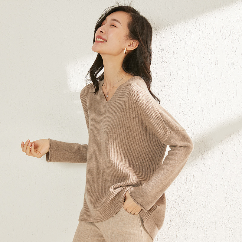 新款V领套头秋冬毛衣女加厚微弹打底衫女宽松羊绒衫女100纯山羊绒
