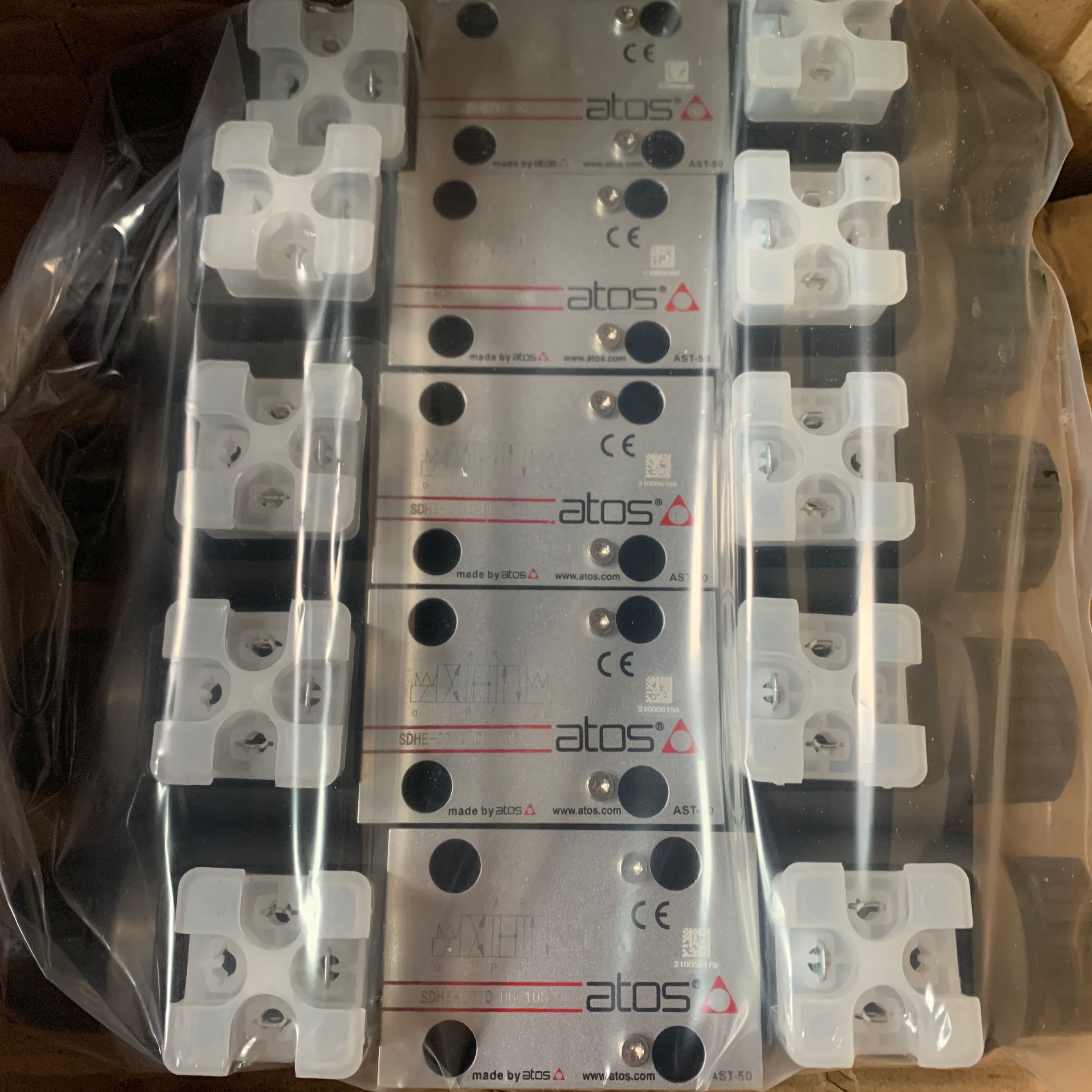 ATOS阿托斯比例伺服阀DLK20R-TE-140-L71/141