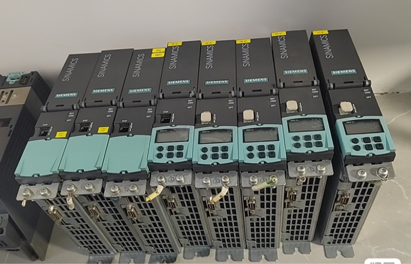 高价回收西门子驱动器6SL3120-2TE21-8AA3 6SL3120-2TE15-0AA4
