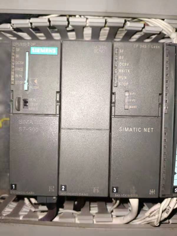 高价回收西门子S7-1200plc,CPU1214C 有货朋友联系咨询议价