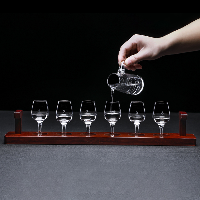 50ml国标标准白酒品酒杯 水晶玻璃专业品鉴杯郁金香杯分酒器套装 - 百度爱采购
