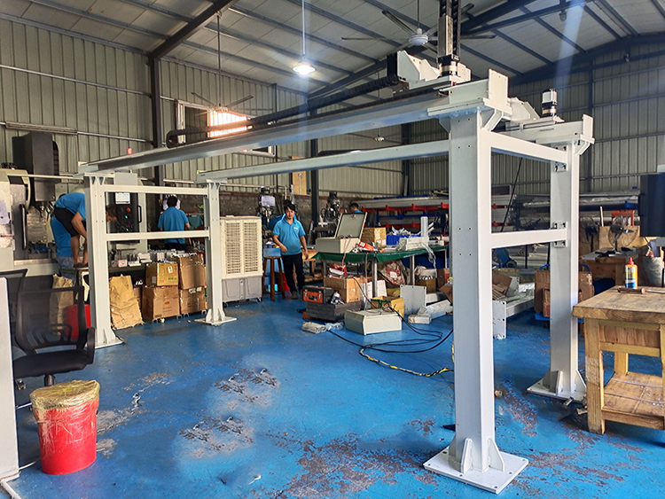 TCKO CNC Lathe Gantry Truss Robot Production Self service Handling and Stacking Robot