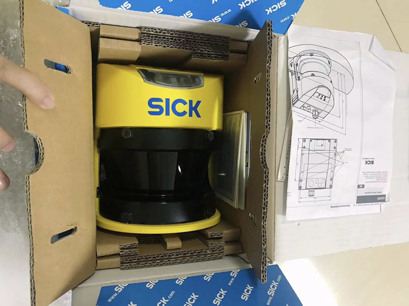 出售回收德国Sick西克安全激光扫描仪S30A-7111CP 全新原装