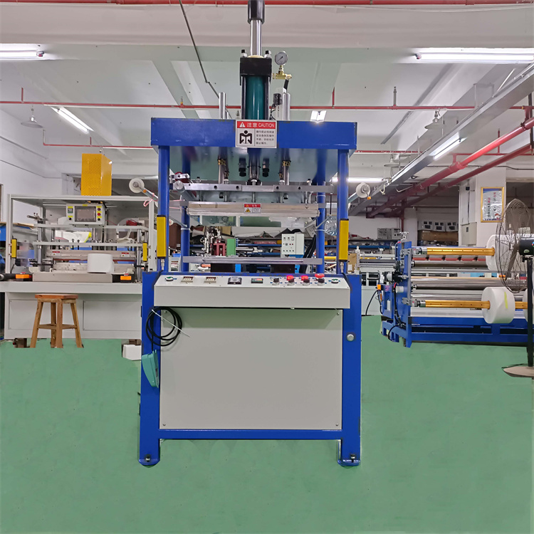 Wine Box Embossing Machine Four Pillar Precision Stamping and Indenting Machine Spot 15T Hydraulic Automatic Stamping Machine