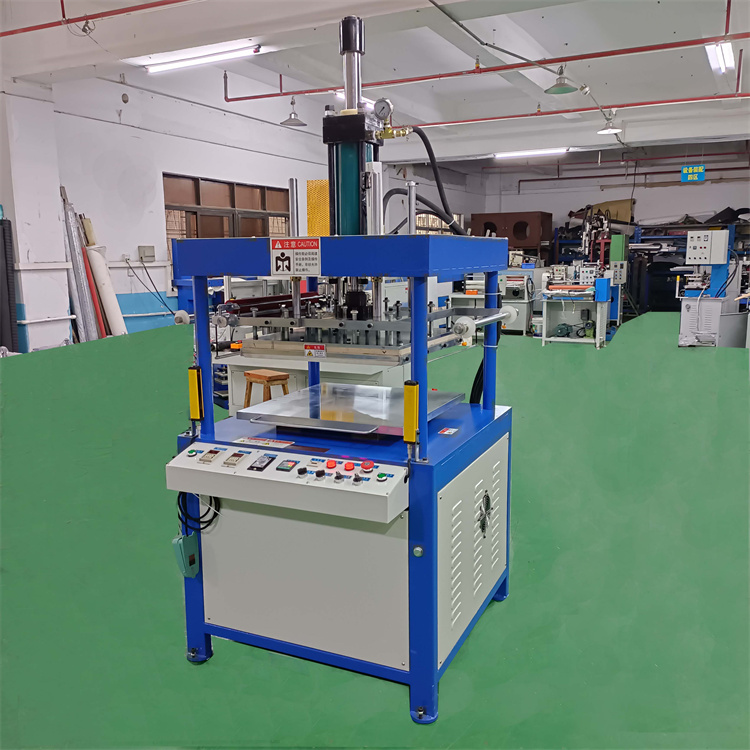 Wine Box Embossing Machine Four Pillar Precision Stamping and Indenting Machine Spot 15T Hydraulic Automatic Stamping Machine