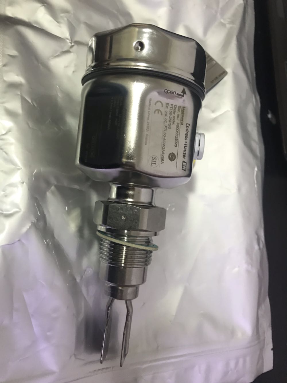 E H音叉液位计 FTL50-AGW2AA2E6A音叉物位计 .