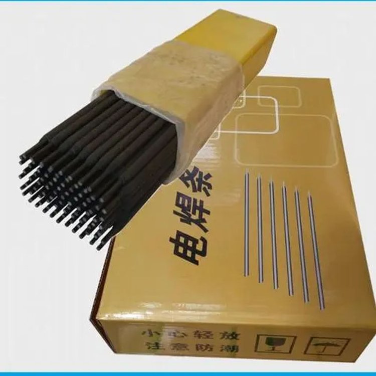 EDPCrMo-A4-03 rail surfacing welding rod has good resistance to porosity, low splashing, easy slag removal, and good welding performance