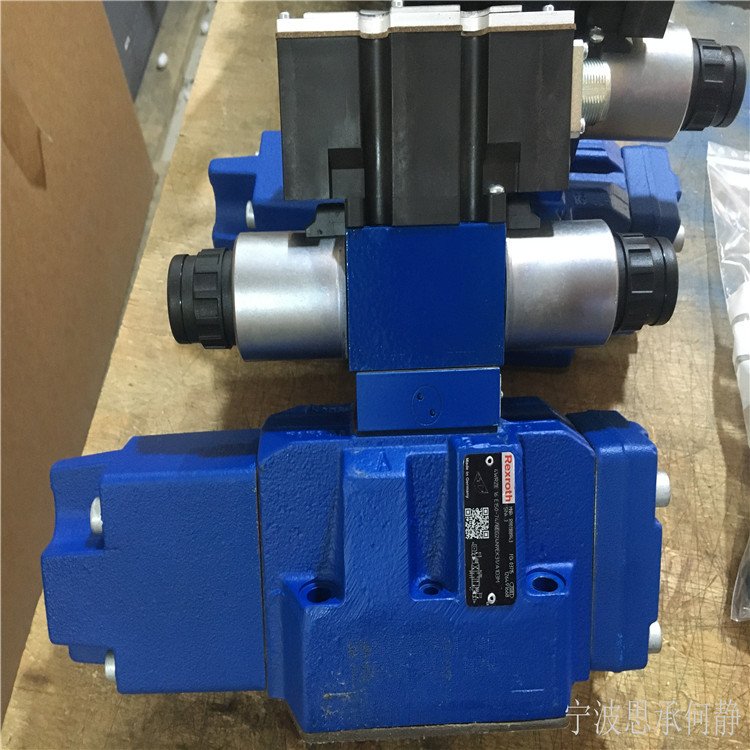 力士乐比例阀 4WRZE 16 W8-100-7X/6EG24N9ETK31/F1D3M