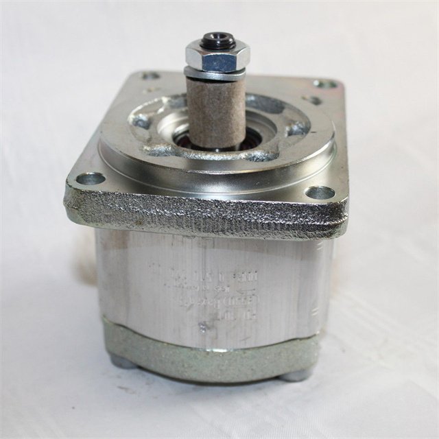 全新供应力士乐柱塞泵A10VSO16DR/31R-PPA12N00