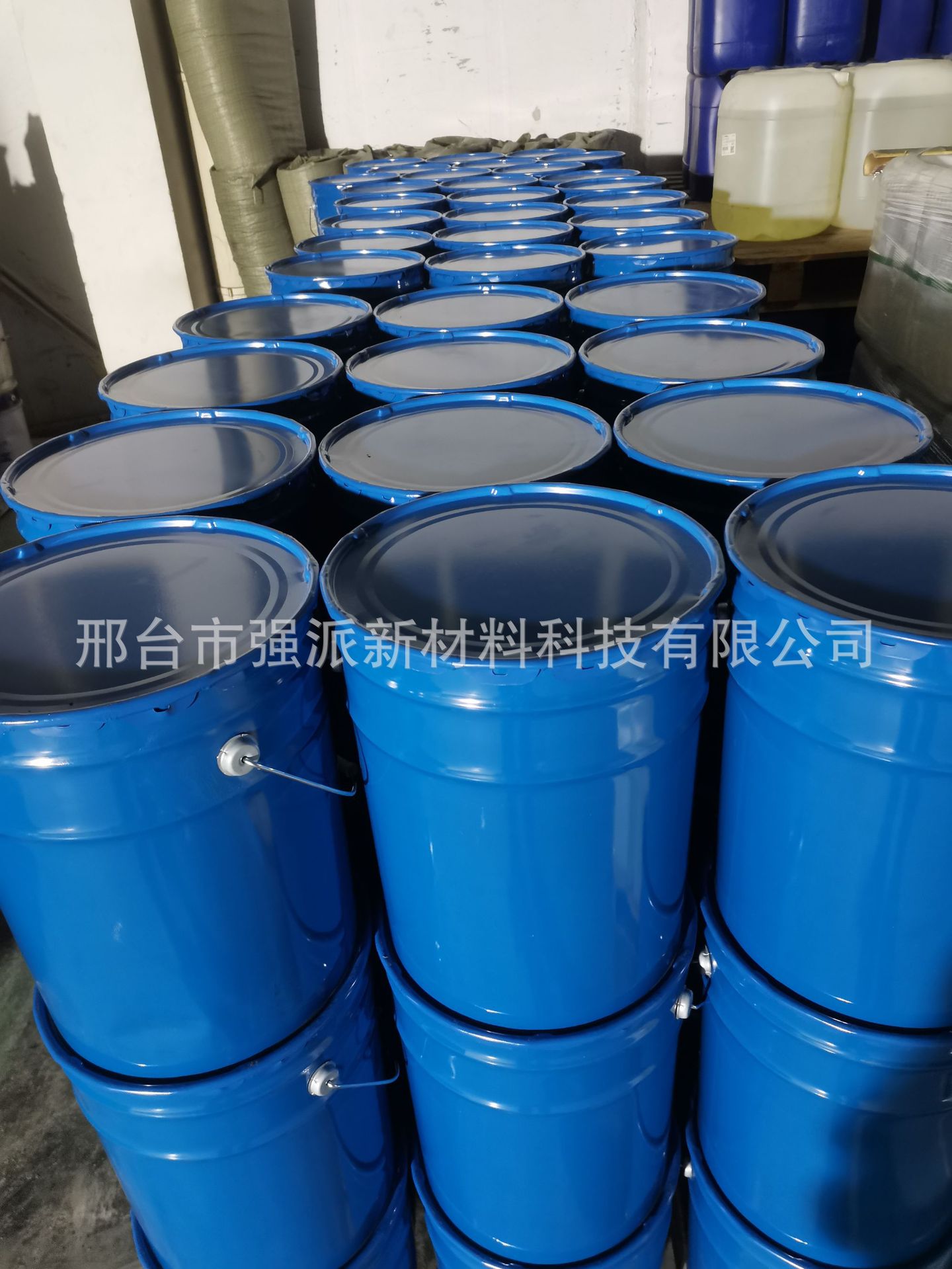 Three oil and two cloth epoxy resin fiberglass material desulfurization tower water tank resin paint industrial tank internal resin material