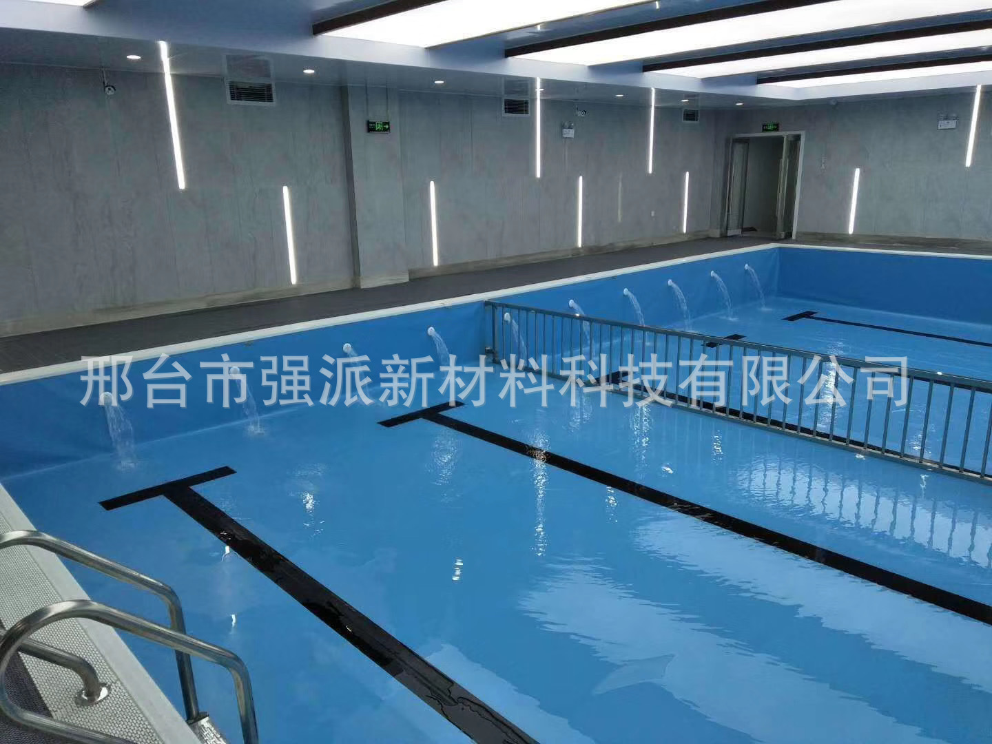 Beijing Water Park Swimming Pool Primer Swimming Pool White Floor Paint Children's Swimming Pool White Epoxy Resin Paint