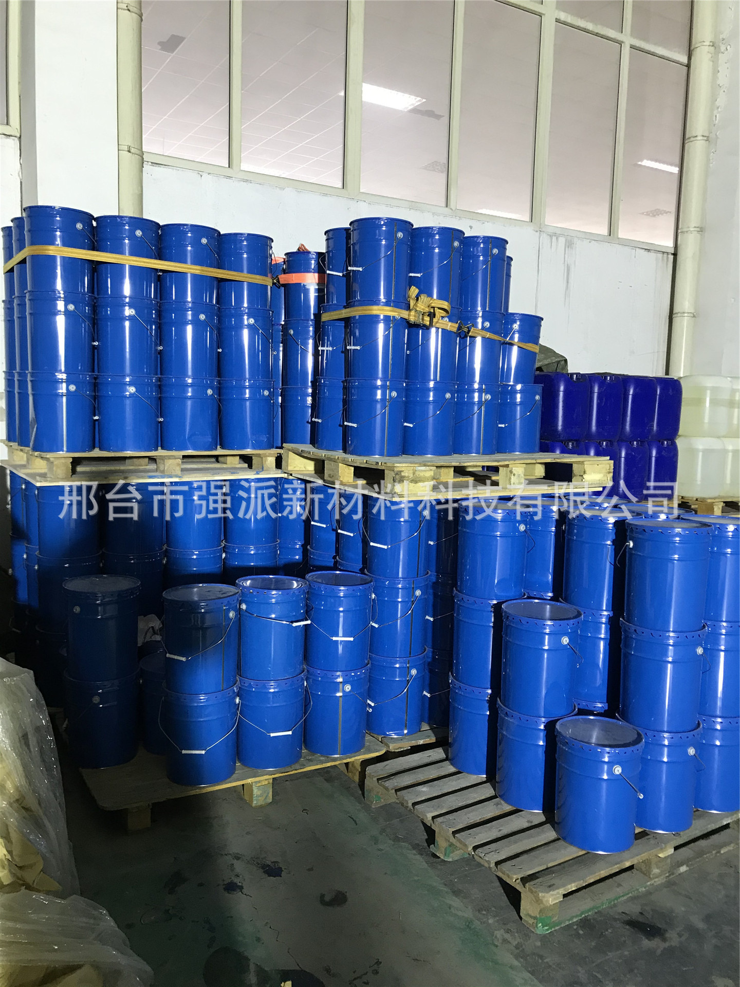 Fujian epoxy resin swimming pool paint Water park Surfing pool blue paint Swimming pool blue paint