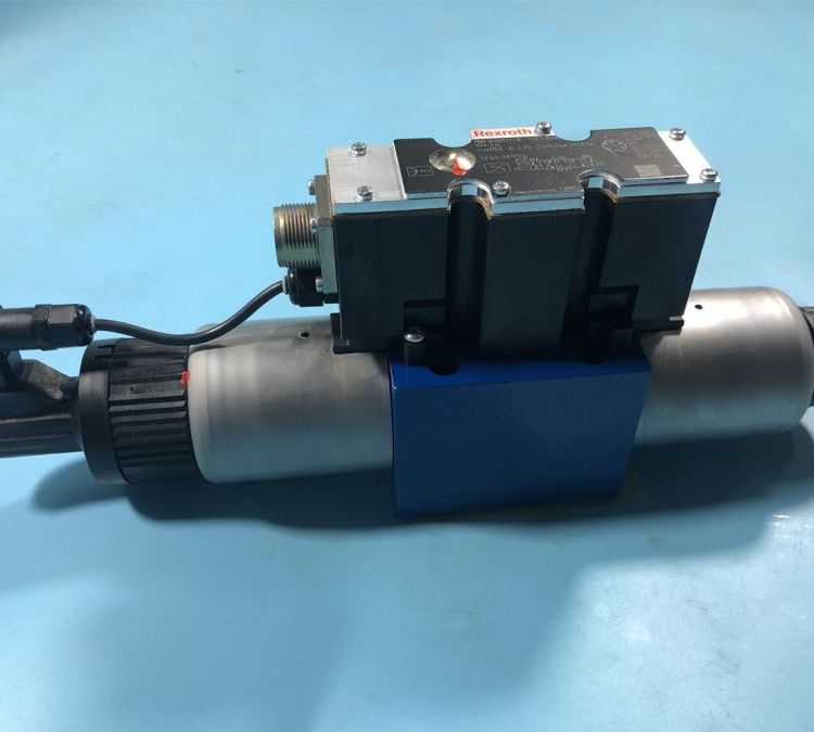 Rexroth力士乐R900927230 4WREE10E75-2X/G24K31/A1V比例方向阀