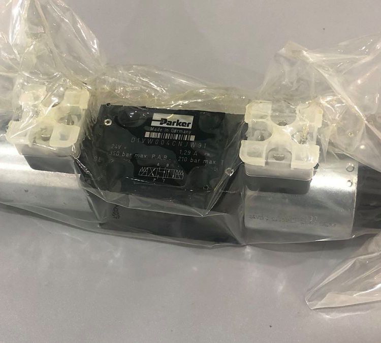 美国Parker派克电磁换向阀D1VW004CNJW 仓库现货 服务周到