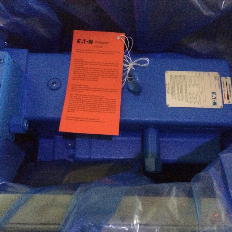 钢厂使用PVXS-180-M-R-DF-0000-000伊顿Vickers柱塞泵