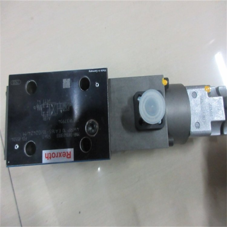 伺服比例阀4WRP10EA16S-10/G24Z4/M力士乐REXROTH0811403003