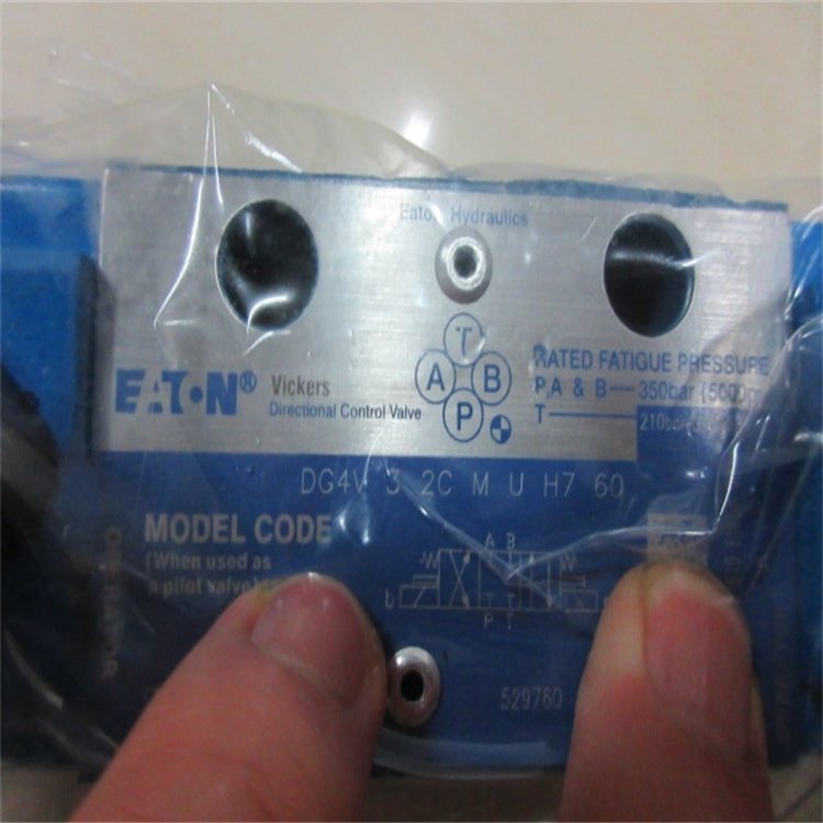 伊顿Vickers换向阀DG4V-3-2C-M-U-H7-60威格士