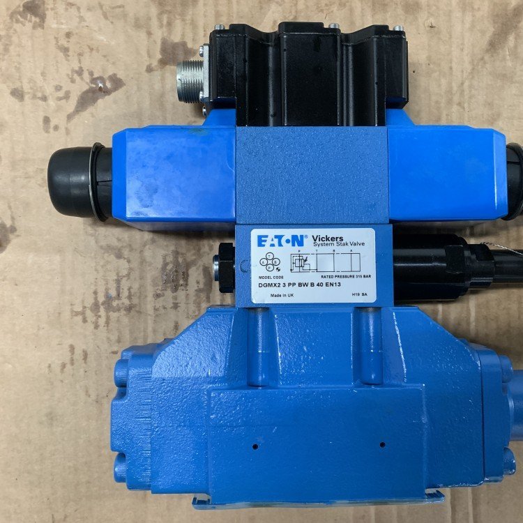 伊顿威格士KBDG5V-5 2C90N X H M1 PE7 H1 10比例阀有库存