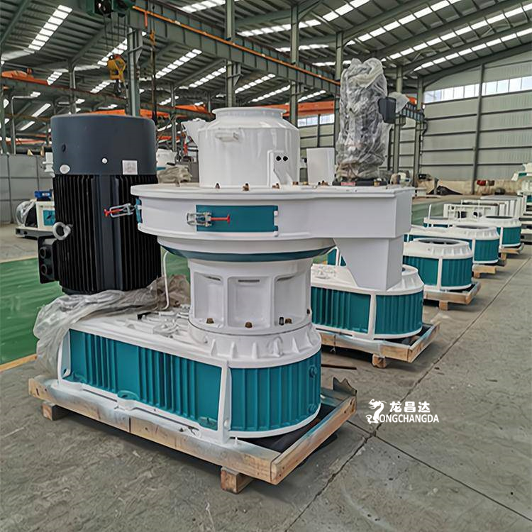 Corn Stalk Biological Granulator Buckwheat Stalk Processing and Forming Granulation Equipment Wood Chip Granulator