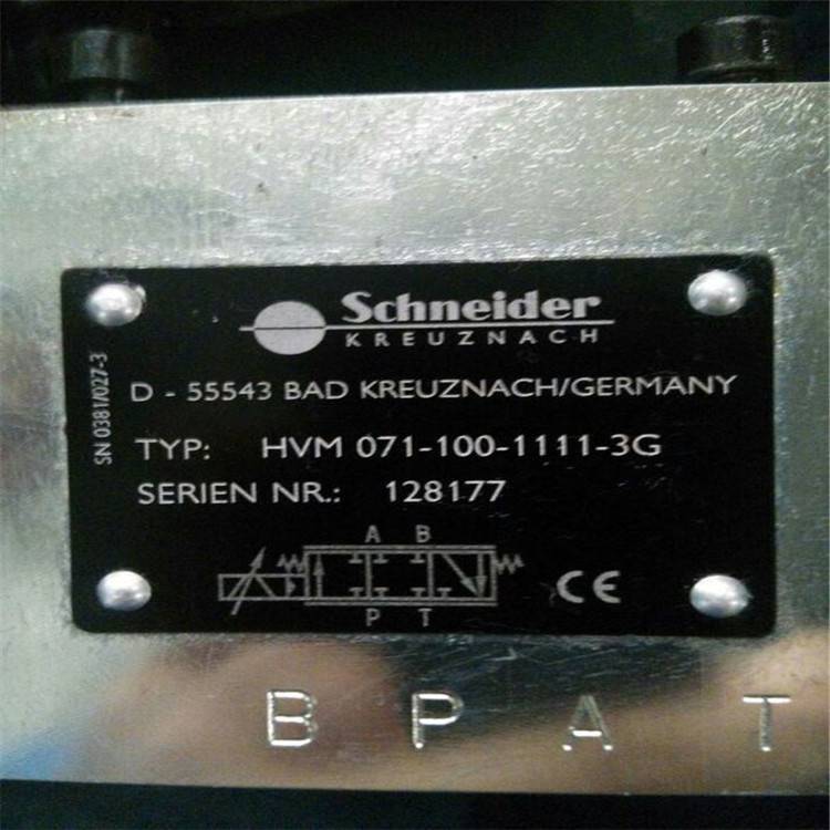 schneder施耐徳 HVM056-020-1100-2A***
