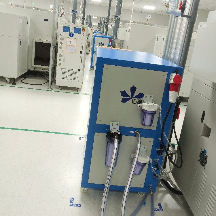 Youwei Direct Supply Air Cooled Low Temperature Chiller Cold Water Recirculation Machine Customized by the Manufacturer