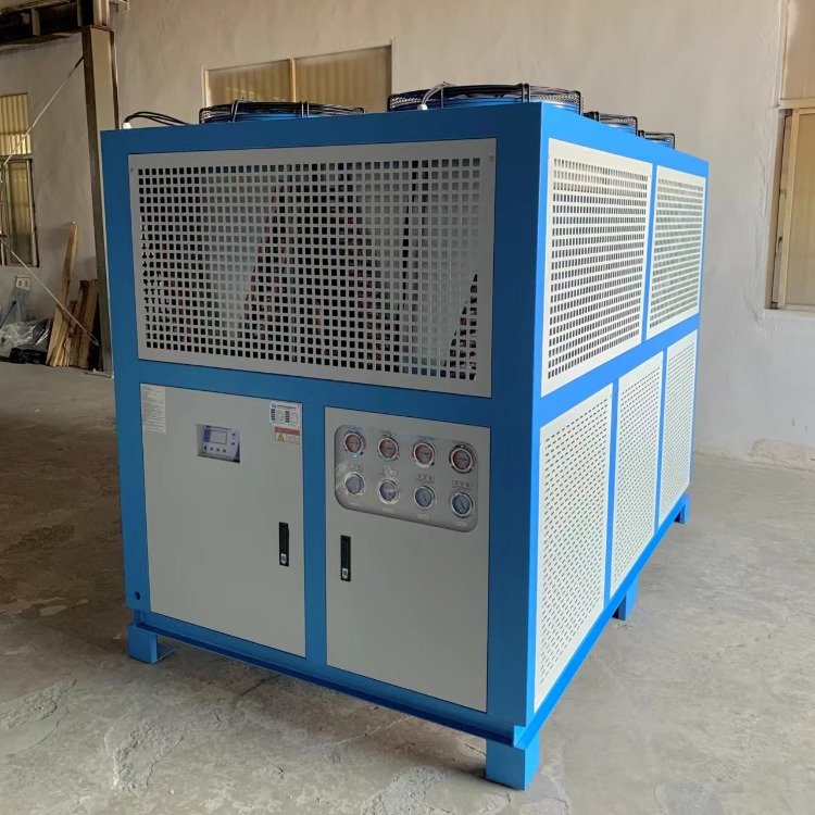 Youwei supplies screw chillers, industrial chillers, and low-temperature refrigerators