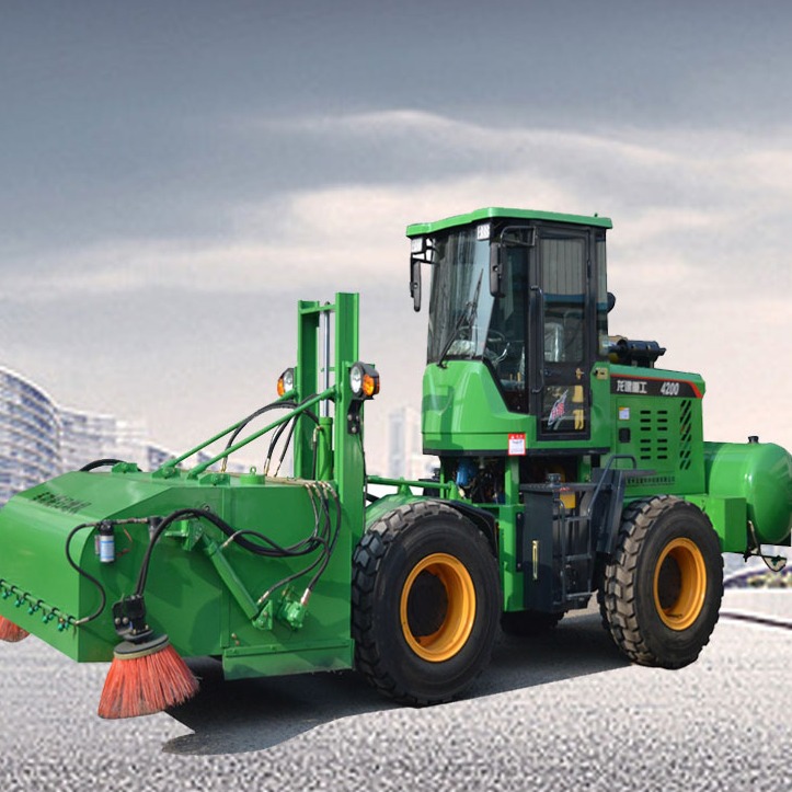 厂区清扫车保养时有哪些安全注意事项