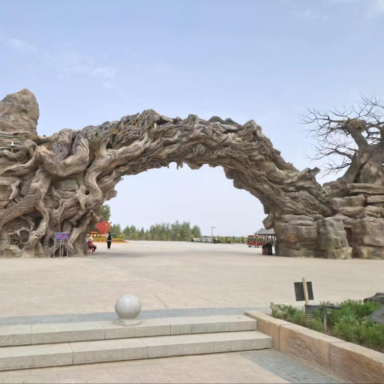 如何选择适合动物园景观大门的水泥仿真造景
