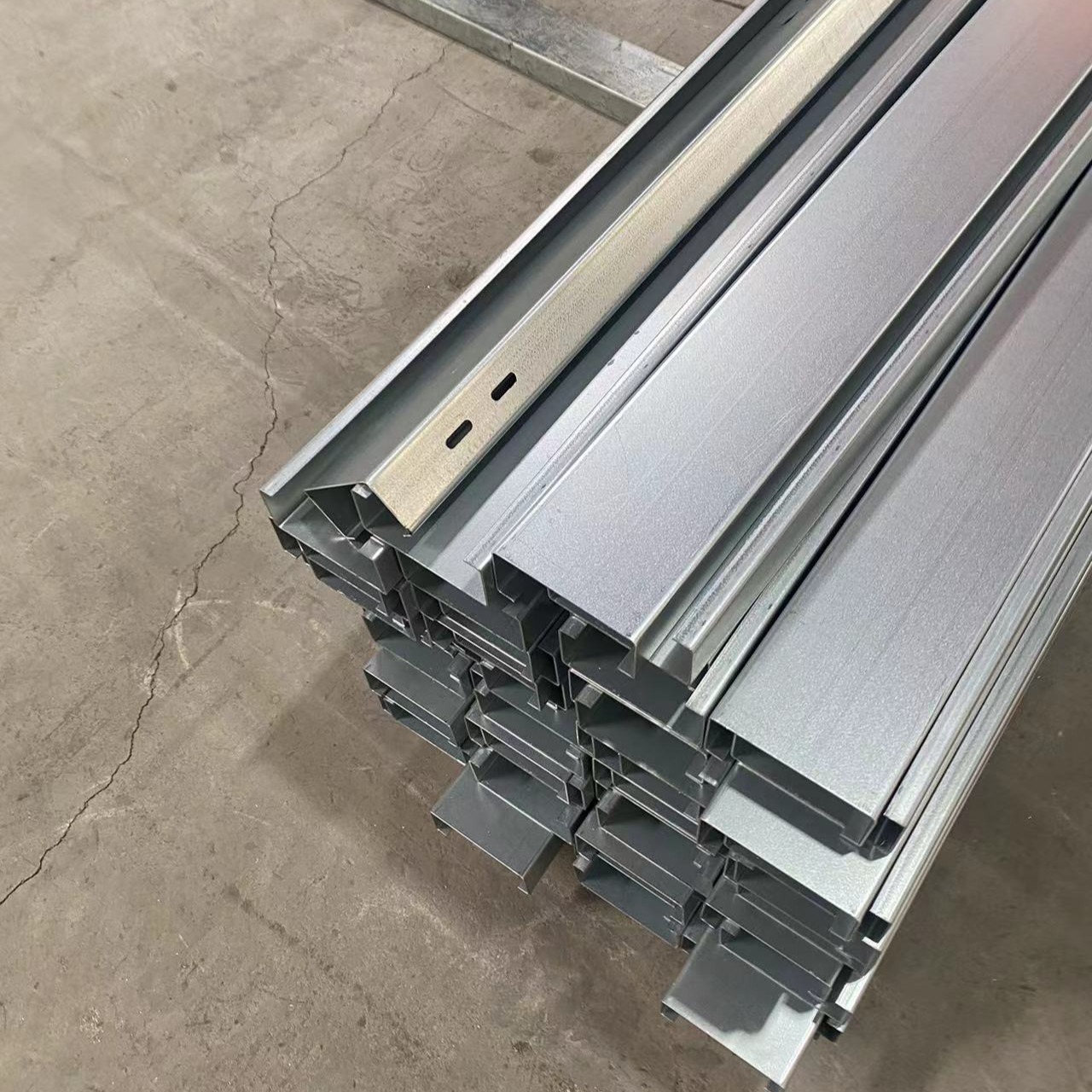 檩条C型钢的产品尺寸
