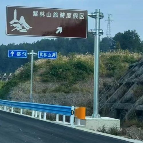 监控杆的材质