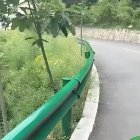 三波护栏防撞性能仿真分析